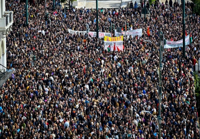 Γεώργιος Αποστολάκης, Το 2025: μια χαμένη χρονιά για την πολιτική, όχι όμως για την κοινωνία.